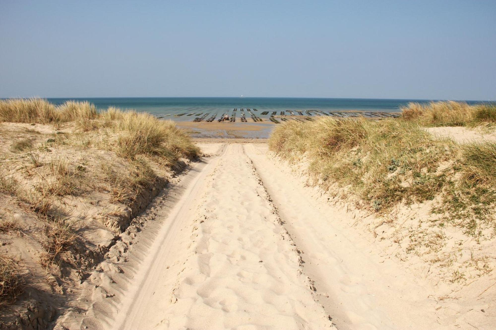 Casa Cotentins Gouville-sur-Mer Esterno foto